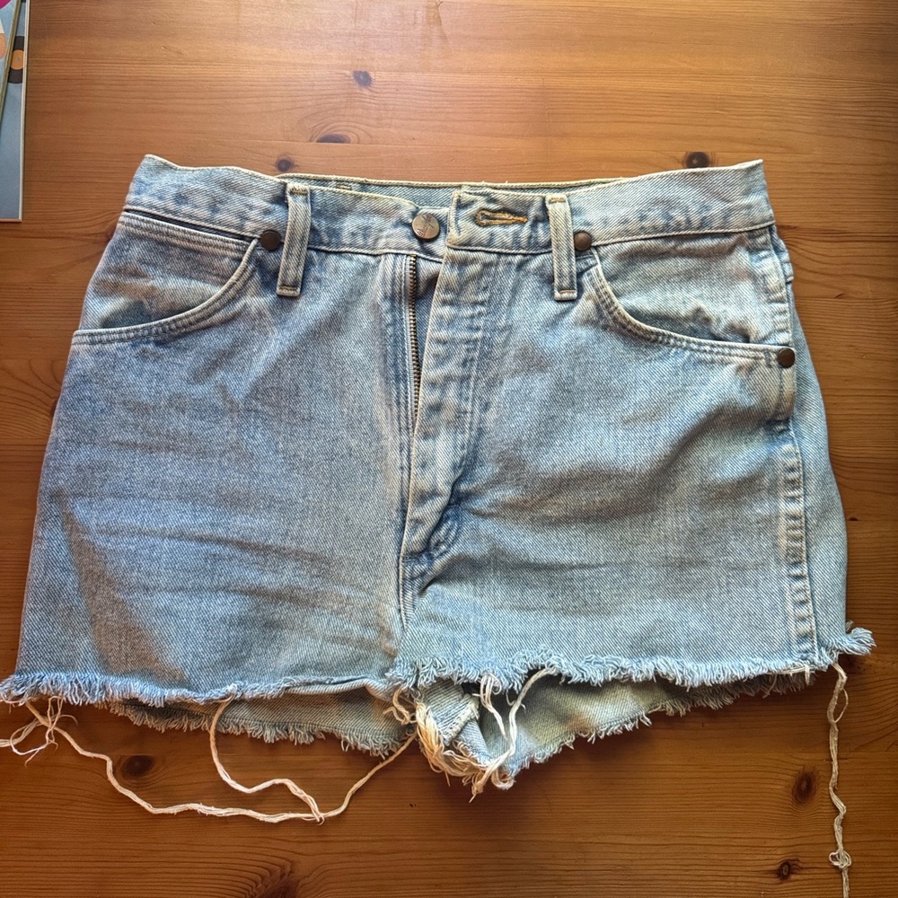 Wrangler cut off shorts
